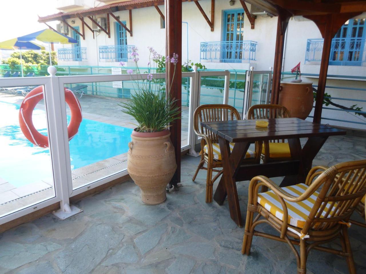Stavros Apartments Istron Exterior foto